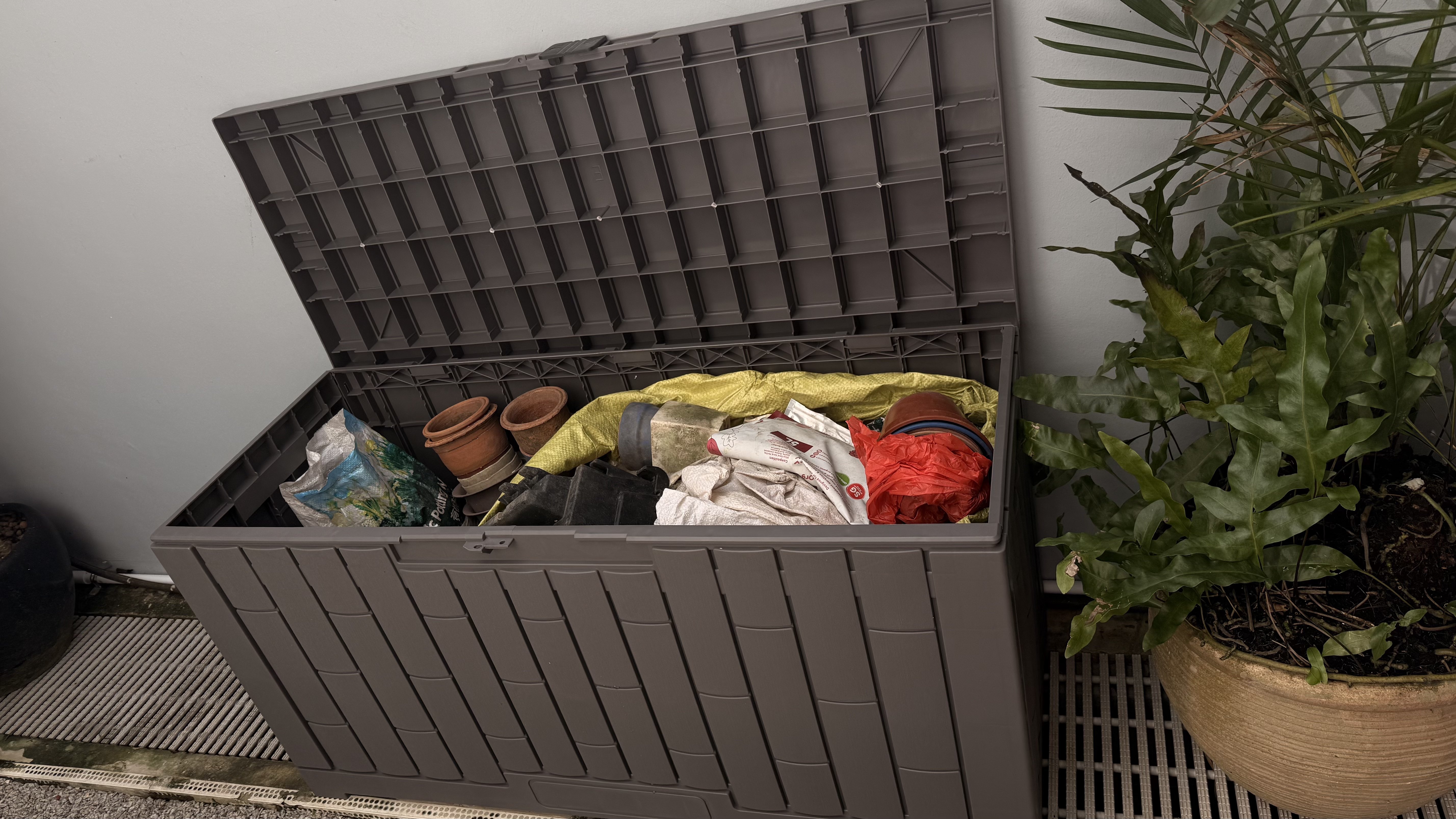 Gardening Tools Organizer - Outdoor Waterproof Dustproof Storage Box Patio